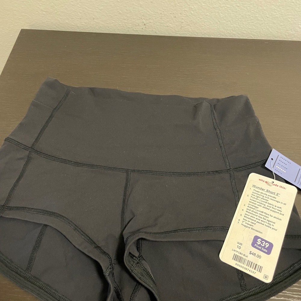 lululemon size 10 shorts